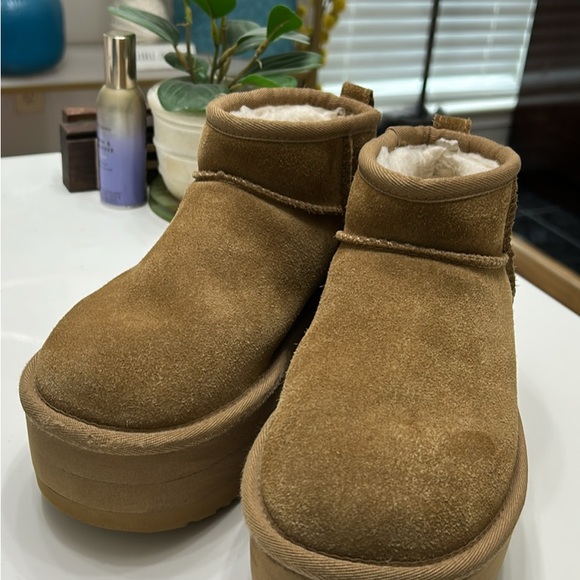 UGG CLASSIC ULTRA MINI PLATFORM CHESTNUT SIZE 5 US BOOTS 1135092 (100% AUTHENTIC - Picture 4 of 12